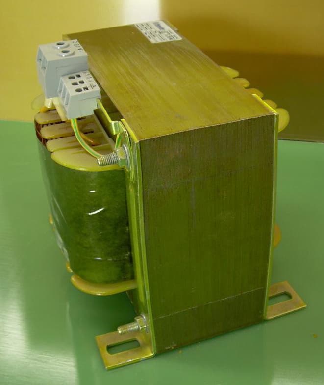 single-phase transformer